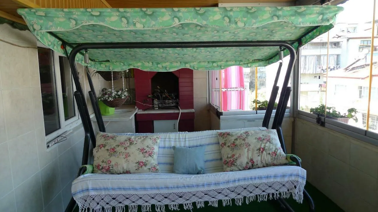 Comfy Roof With Terrace - 4 Th Floor Without Lift-1 Air Conditioner Деницли 0*,  Турция